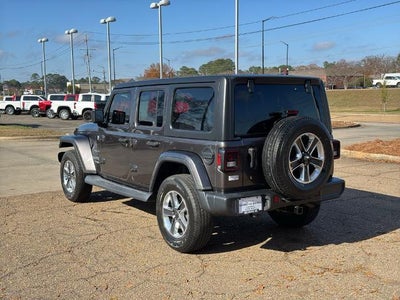 2018 Jeep Wrangler Unlimited Sahara 4x4