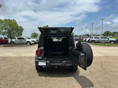 2023 Jeep Wrangler 4xe Sahara 4x4