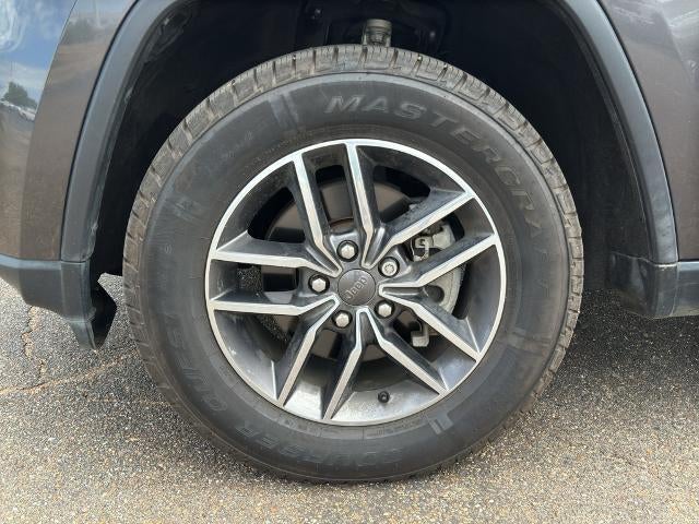 2019 Jeep Grand Cherokee Laredo E 4x4