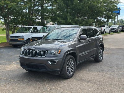 2019 Jeep Grand Cherokee Laredo E 4x4