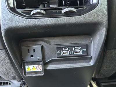 2025 Jeep Grand Cherokee Laredo 4x4