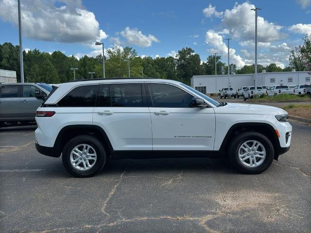 2025 Jeep Grand Cherokee Laredo 4x4