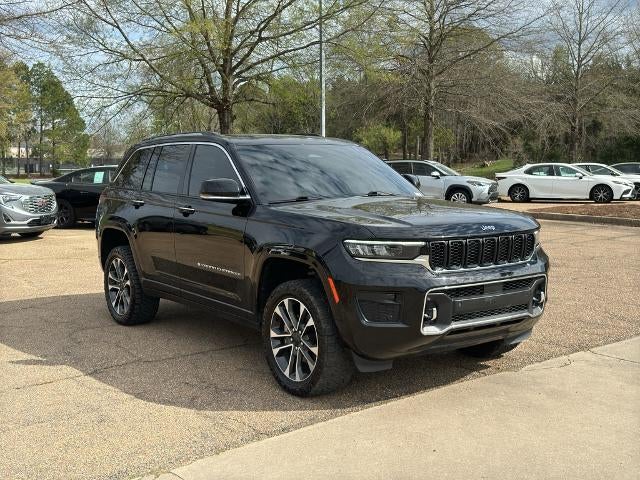 2023 Jeep Grand Cherokee Overland 4x4