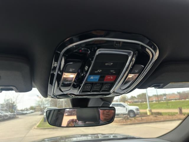 2023 Jeep Grand Cherokee Overland 4x4