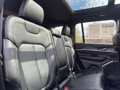 2023 Jeep Grand Cherokee Overland 4x4