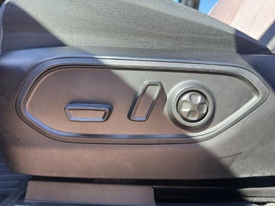 2022 Jeep Grand Cherokee L Laredo 4x2