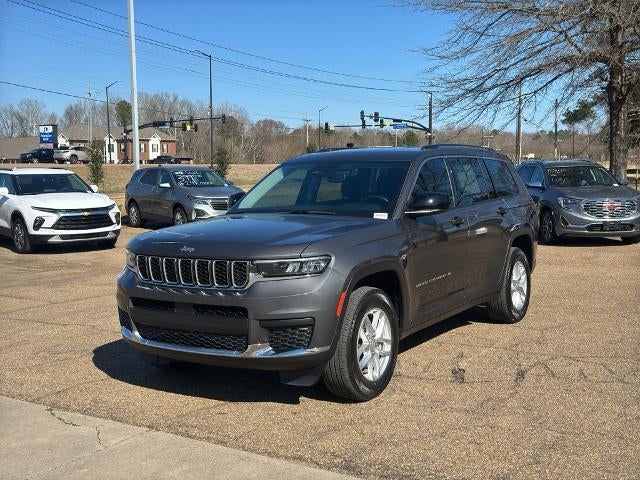 2022 Jeep Grand Cherokee L Laredo 4x2