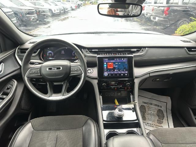 2023 Jeep Grand Cherokee L Altitude 4x4