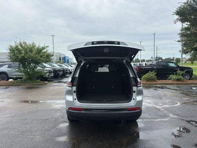 2023 Jeep Grand Cherokee L Altitude 4x4