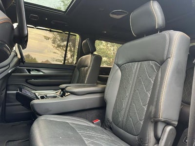 2023 Jeep Grand Wagoneer Series III Obsidian 4x4