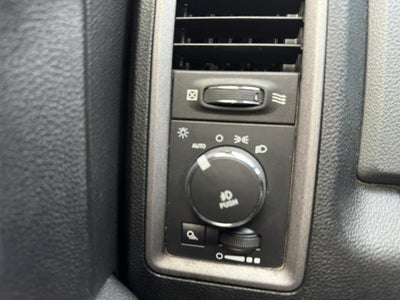 2016 RAM 1500 2WD Quad Cab 6.4 Ft Box Express