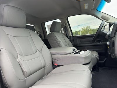2016 RAM 1500 2WD Quad Cab 6.4 Ft Box Express