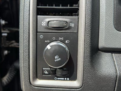 2018 RAM 1500 Express 4x2 Quad Cab 6'4" Box