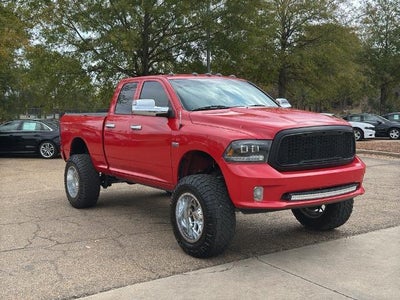 2018 RAM 1500 Express 4x2 Quad Cab 6'4" Box