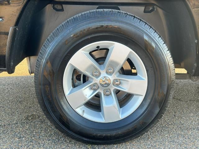 2022 RAM 1500 Classic SLT 4x2 Crew Cab 5'7" Box