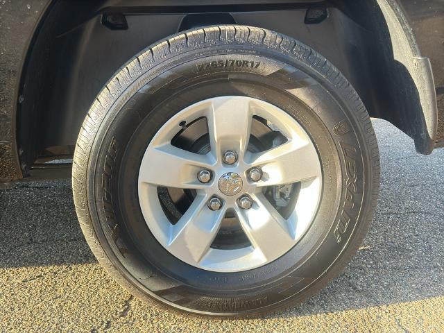 2022 RAM 1500 Classic SLT 4x2 Crew Cab 5'7" Box