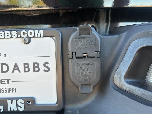 2022 RAM 1500 Classic SLT 4x2 Crew Cab 5'7" Box