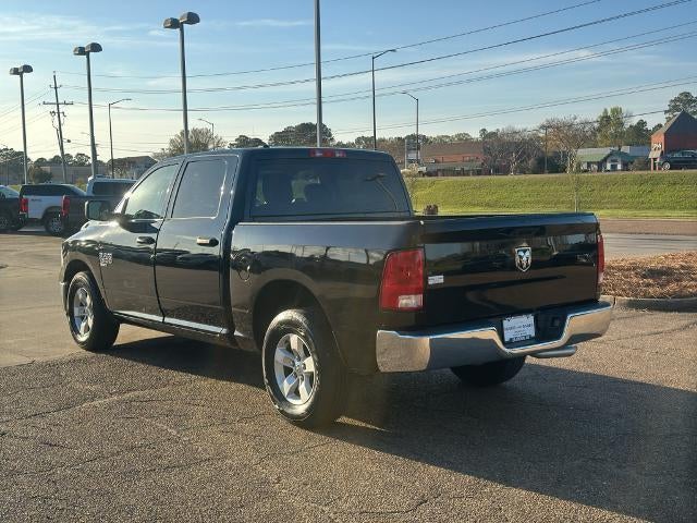 2022 RAM 1500 Classic SLT 4x2 Crew Cab 5'7" Box