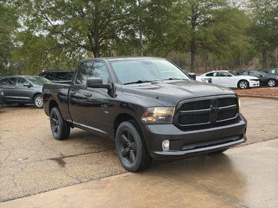 2019 RAM 1500 Classic Express 4x4 Quad Cab 6'4" Box