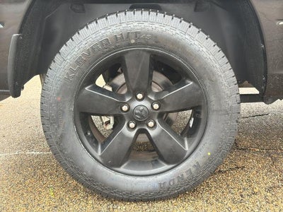 2019 RAM 1500 Classic Express 4x4 Quad Cab 6'4" Box