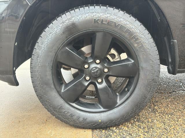 2019 RAM 1500 Classic Express 4x4 Quad Cab 6'4" Box