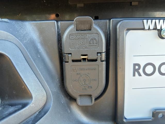 2019 RAM 1500 Classic Express 4x4 Quad Cab 6'4" Box