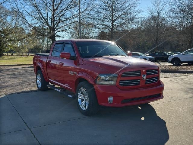 2016 RAM 1500 4WD Crew Cab 5.7 Ft Box Sport