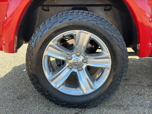 2016 RAM 1500 4WD Crew Cab 5.7 Ft Box Sport