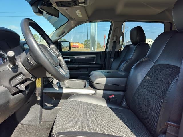 2016 RAM 1500 4WD Crew Cab 5.7 Ft Box Sport