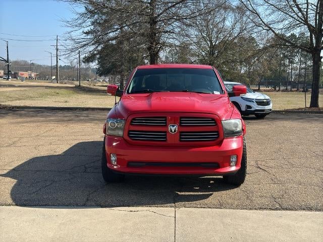 2016 RAM 1500 4WD Crew Cab 5.7 Ft Box Sport