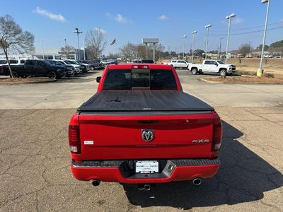 2016 RAM 1500 4WD Crew Cab 5.7 Ft Box Sport