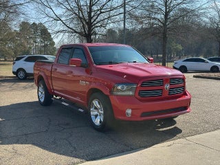 2016 RAM 1500 4WD Crew Cab 5.7 Ft Box Sport