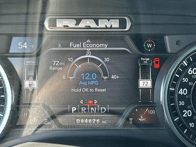 2022 RAM 1500 Laramie 4x2 Crew Cab 5'7" Box