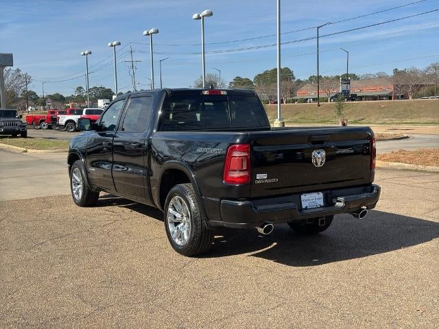 2022 RAM 1500 Laramie 4x2 Crew Cab 5'7" Box
