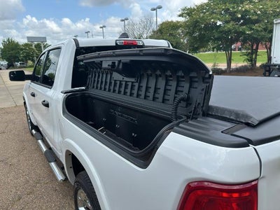 2025 RAM 1500 Big Horn 4x4 Crew Cab 5'7" Box