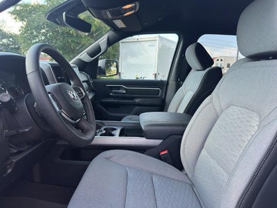 2025 RAM 1500 Big Horn 4x4 Crew Cab 5'7" Box