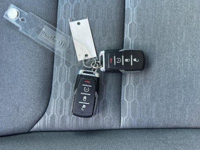 2025 RAM 1500 Big Horn 4x4 Crew Cab 5'7" Box