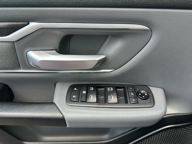 2021 RAM 1500 Big Horn 4x4 Crew Cab 5'7" Box