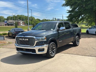 2026 RAM 1500 Laramie 4x4 Crew Cab 5'7" Box