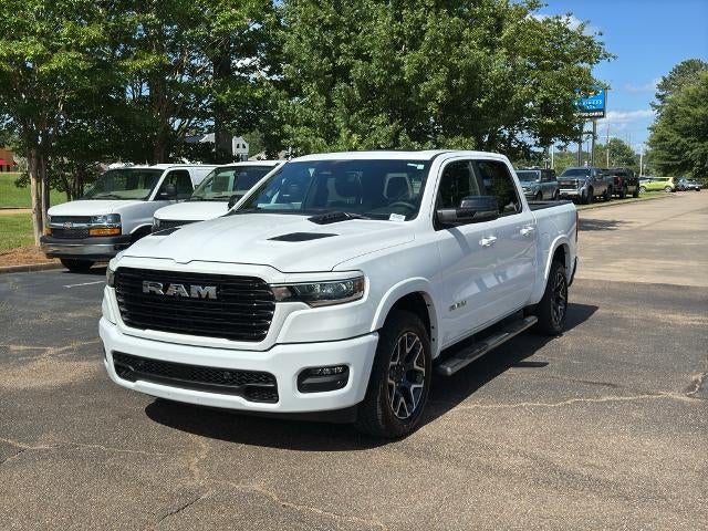 2025 RAM 1500 Laramie 4x4 Crew Cab 5'7" Box