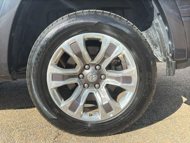 2020 RAM 1500 Longhorn 4x4 Crew Cab 5'7" Box