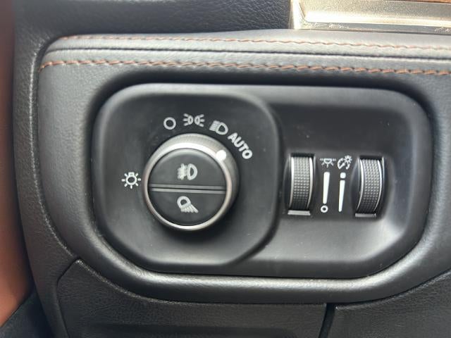 2020 RAM 1500 Longhorn 4x4 Crew Cab 5'7" Box