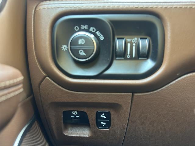 2019 RAM 1500 Longhorn 4x4 Crew Cab 5'7" Box