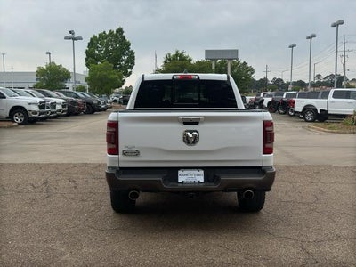 2019 RAM 1500 Longhorn 4x4 Crew Cab 5'7" Box