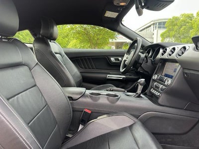 2022 Ford Mustang EcoBoost Premium Fastback