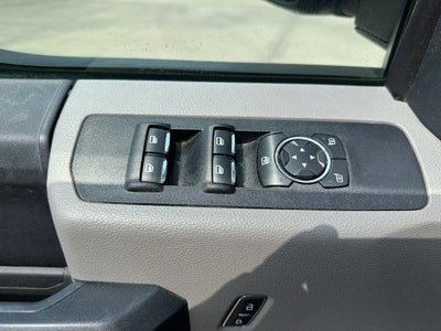 2022 Ford Super Duty F-250 SRW XL 4WD Crew Cab 6.75' Box