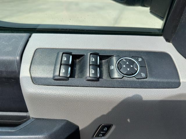 2022 Ford Super Duty F-250 SRW XL 4WD Crew Cab 6.75' Box