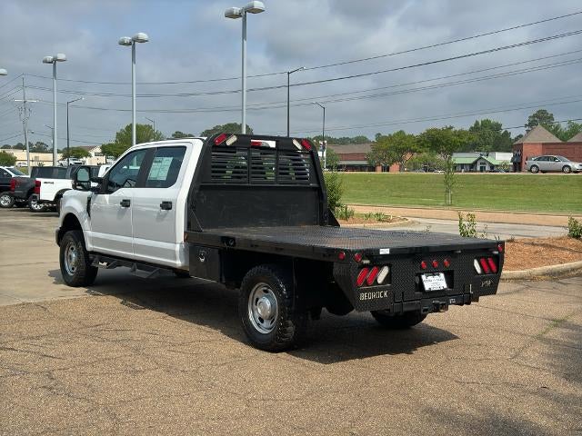 2022 Ford Super Duty F-250 SRW XL 4WD Crew Cab 6.75' Box