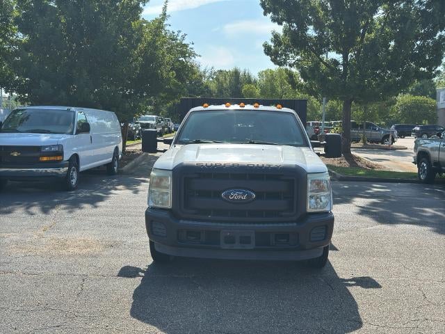 2015 Ford Super Duty F-350 DRW 2WD Crew Cab 176" WB 60" CA XL