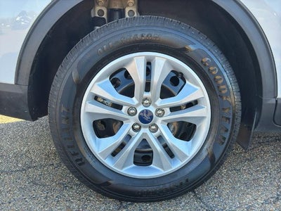 2022 Ford Escape S FWD